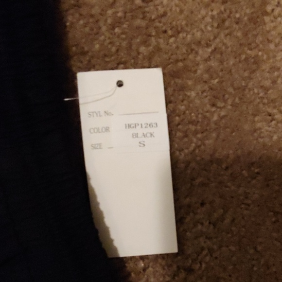 Shorts - Picture 5 of 5